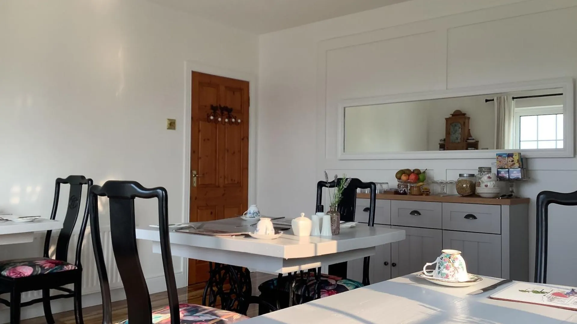 לינה וארוחת בוקר קיל איירן O' Sullivan'S B & B אירלנד